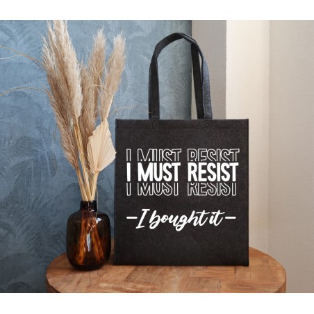 Vilten tas: I must resist, I bought it