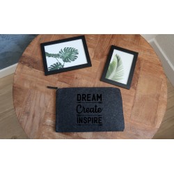 Etui: Dream, create, inspire